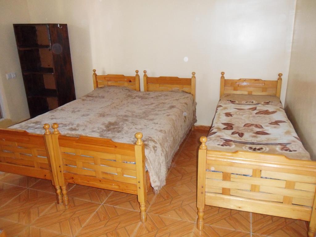 Guest House Nika Kobuleti Esterno foto