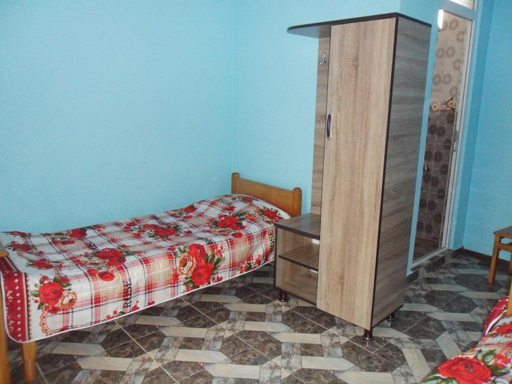 Guest House Nika Kobuleti Esterno foto