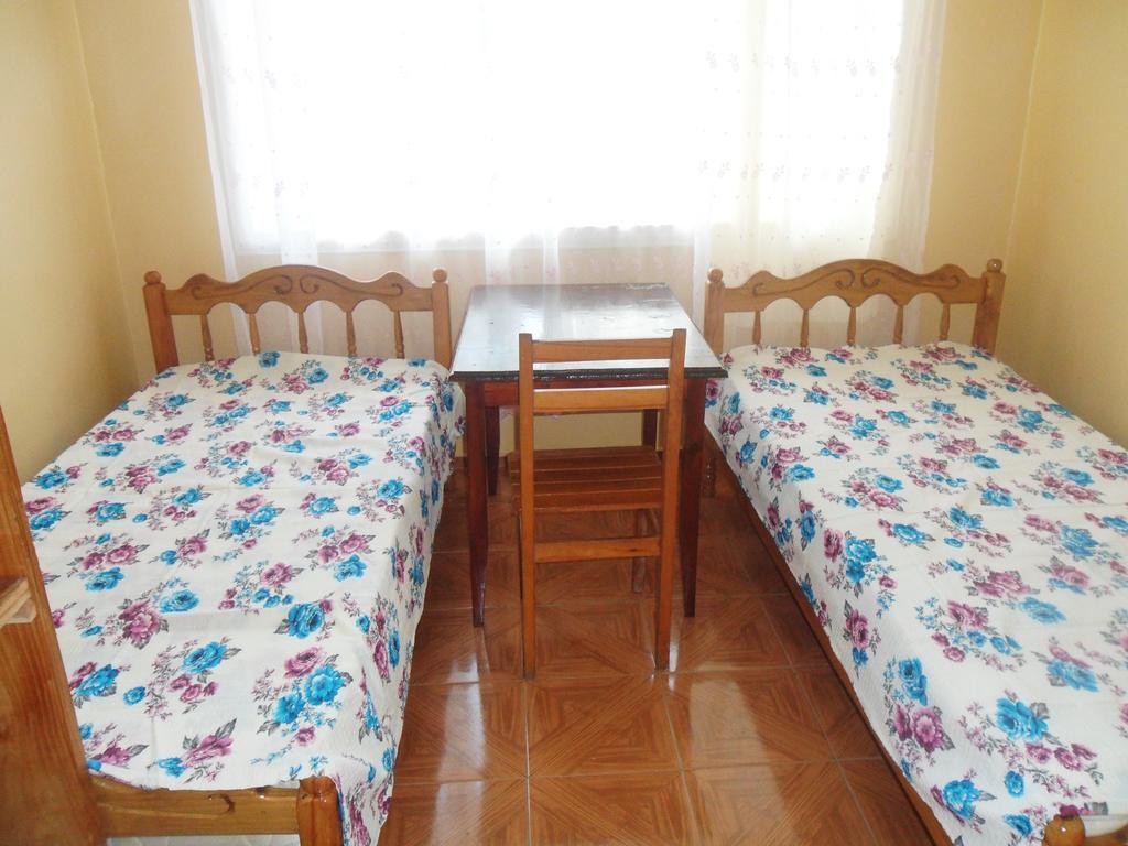 Guest House Nika Kobuleti Esterno foto